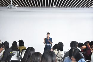 創(chuàng)新創(chuàng)業(yè)方向選擇及團(tuán)隊(duì)建設(shè)