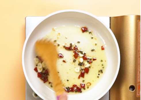 田雞怎么炒才不會老,炒田雞怎么做好吃圖6