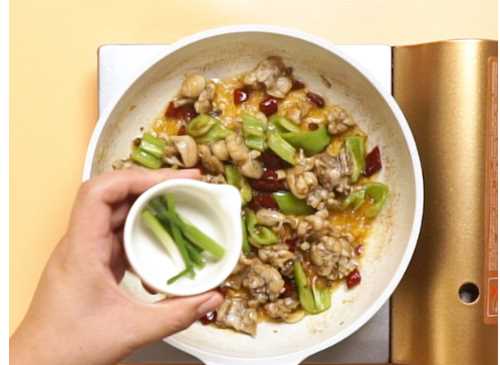 田雞怎么炒才不會老,炒田雞怎么做好吃圖10