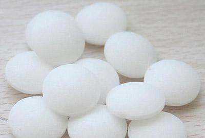 樟腦球能驅趕蟑螂么,樟腦球能驅趕蟑螂嗎圖1