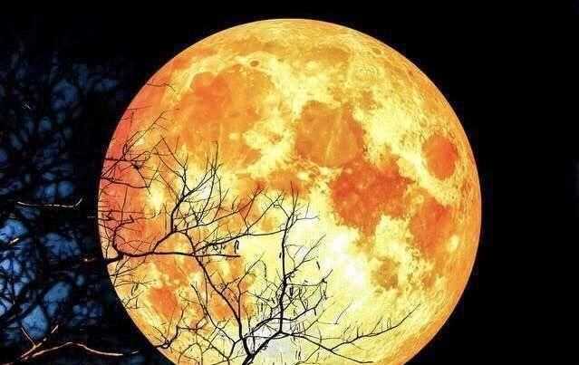 關(guān)于紅月亮美好浪漫的傳說