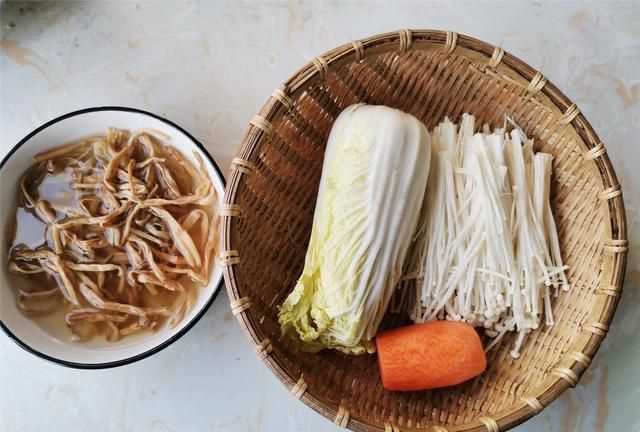 炒包菜絲怎么做好吃，口感極佳的清炒包菜絲怎么做好吃又簡單？圖3