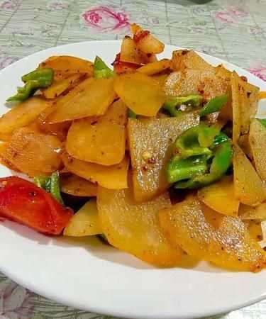 怎樣炒土豆片好吃又簡單竅門