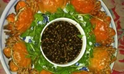 螃蟹蒸好后蟹黃發(fā)綠是什么原因