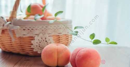 西瓜和桃子能一起吃嗎