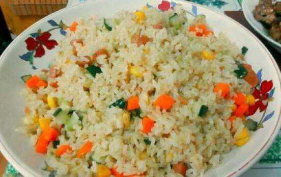 米飯?jiān)趺闯春贸?炒米飯?jiān)趺闯春贸杂趾?jiǎn)單圖5