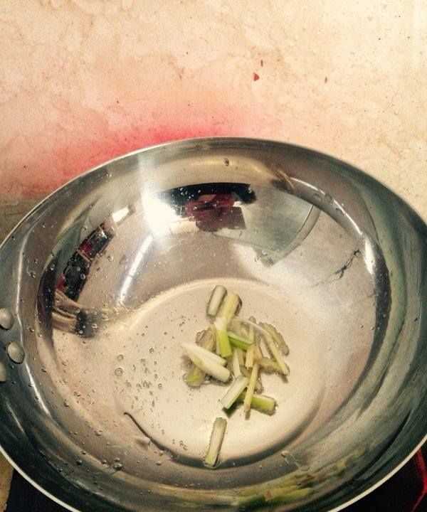 西芹炒多久才算熟,西芹煮多長時間能熟圖6
