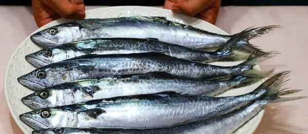 燉鯽魚能放料酒,燉魚時為了避免腥味圖2