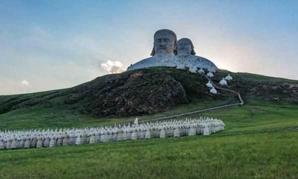 成吉思汗墓地被巨蟒保護(hù)，這是什么原因