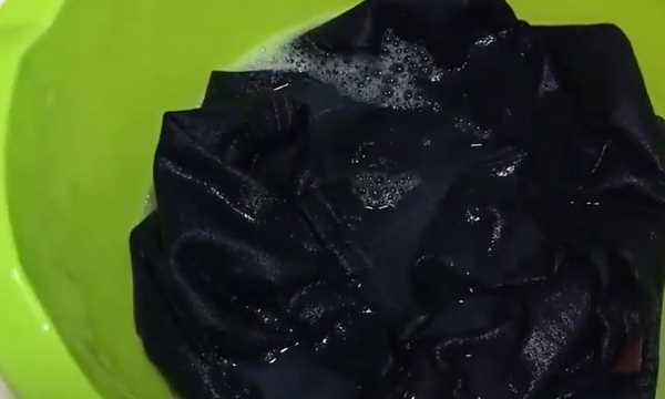 新買(mǎi)的牛仔褲怎樣固色,黑色牛仔褲第一次洗怎么固色圖4