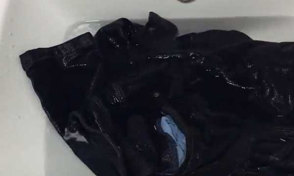 新買(mǎi)的牛仔褲怎樣固色,黑色牛仔褲第一次洗怎么固色圖9