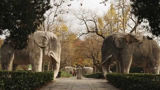 夫子廟是紀(jì)念誰的，南京夫子廟是為了紀(jì)念誰??？圖3