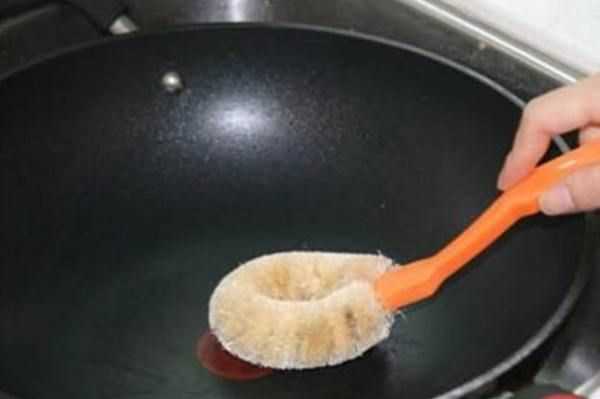 滑鍋的油還能用,滑過(guò)鍋的油怎么處理圖3