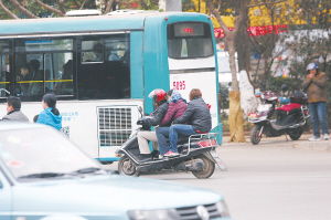 騎電動車相關(guān)交通安全知識
