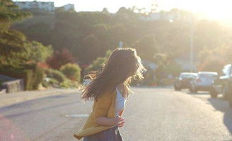 關(guān)于堅持的正能量句子,正能量優(yōu)秀句子,正能量滿滿的勵志句子