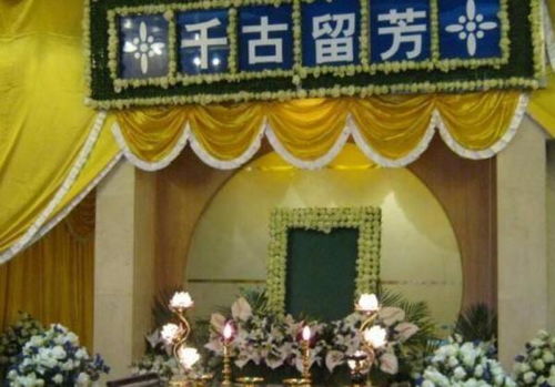 關于長輩過世的詩句