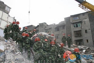 地震被埋壓如何自救？(地震被埋困如何自救)