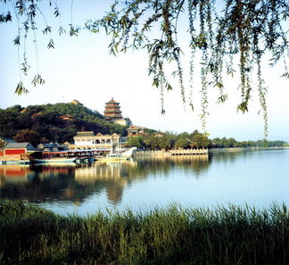 頤和園(頤和園)