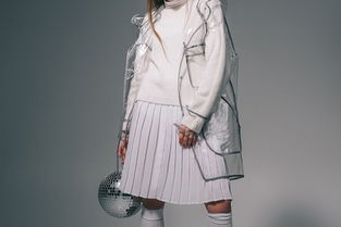 新的校園作文600字,校園作文600字以上,校園的人作文600字