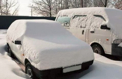 下雪天車停在戶外注意事項(xiàng)