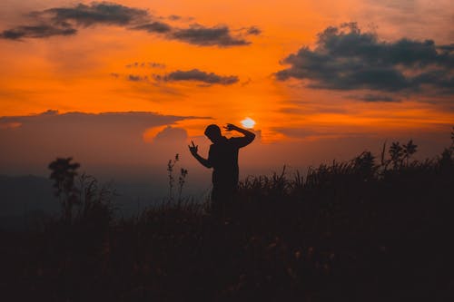 五年級(jí)寫人作文我心中的最美老師